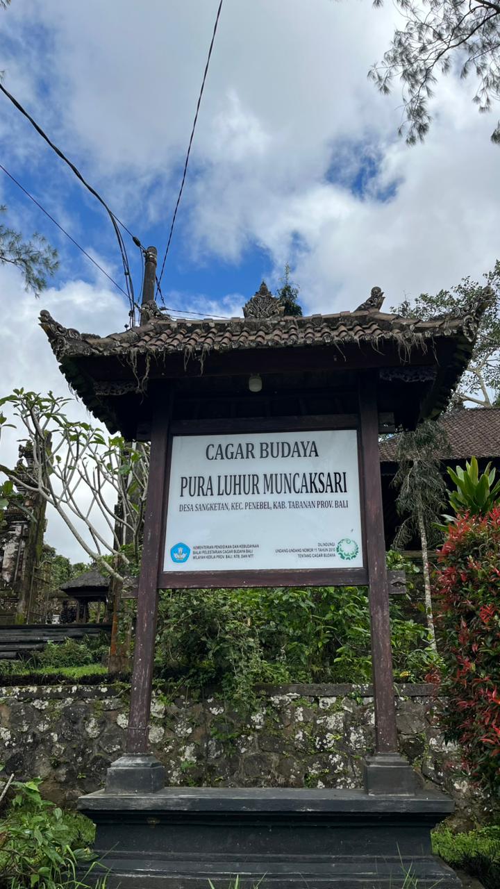 Situs Pura